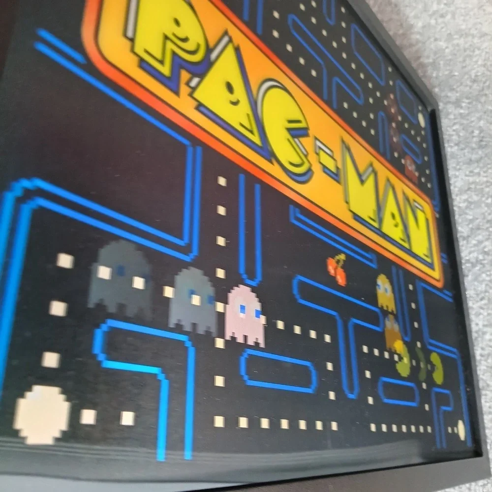 Pac Man Lenticular Framed Wall Art Retro Arcade Video Game 3D Motion 18x15